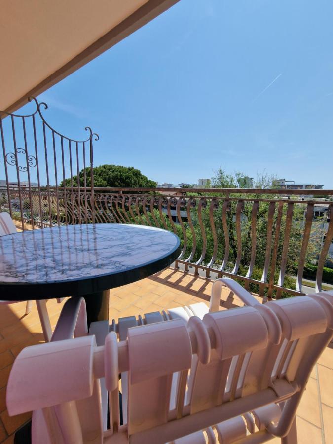 Hotel Di Giovanni Bibione Eksteriør bilde